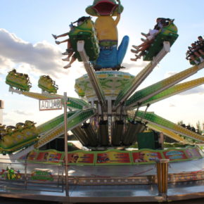 Ciudadanos Lucena propone la creación específica de una Comisión de Feria o la bajada del convenio con el sector de los feriantes como medidas para potenciar las ferias y fiestas en el municipio.