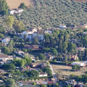 Ciudadanos Lucena se compromete con los vecinos del Cristo y Campo de Aras a nominar las calles y enumerar las viviendas como vía para garantizar mayor seguridad en la zona.